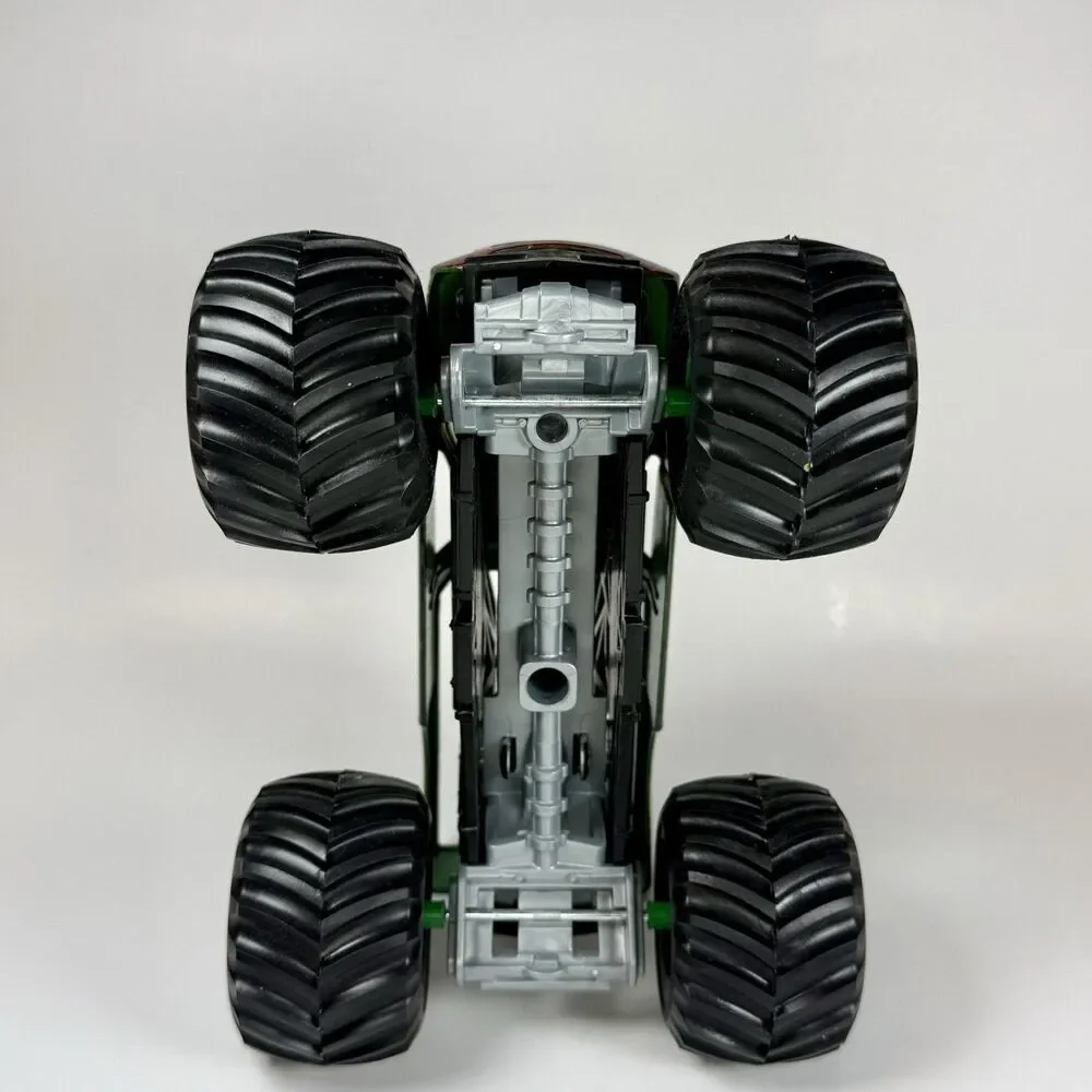 XTermigator Hot Wheels Monster Jam 1:24 Monster Truck 2015 Diecast READ DESC